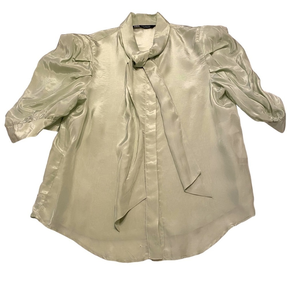 NWOT Zara Light Green Button Down Tie Neck Short Sleeve Blouse - Size Medium